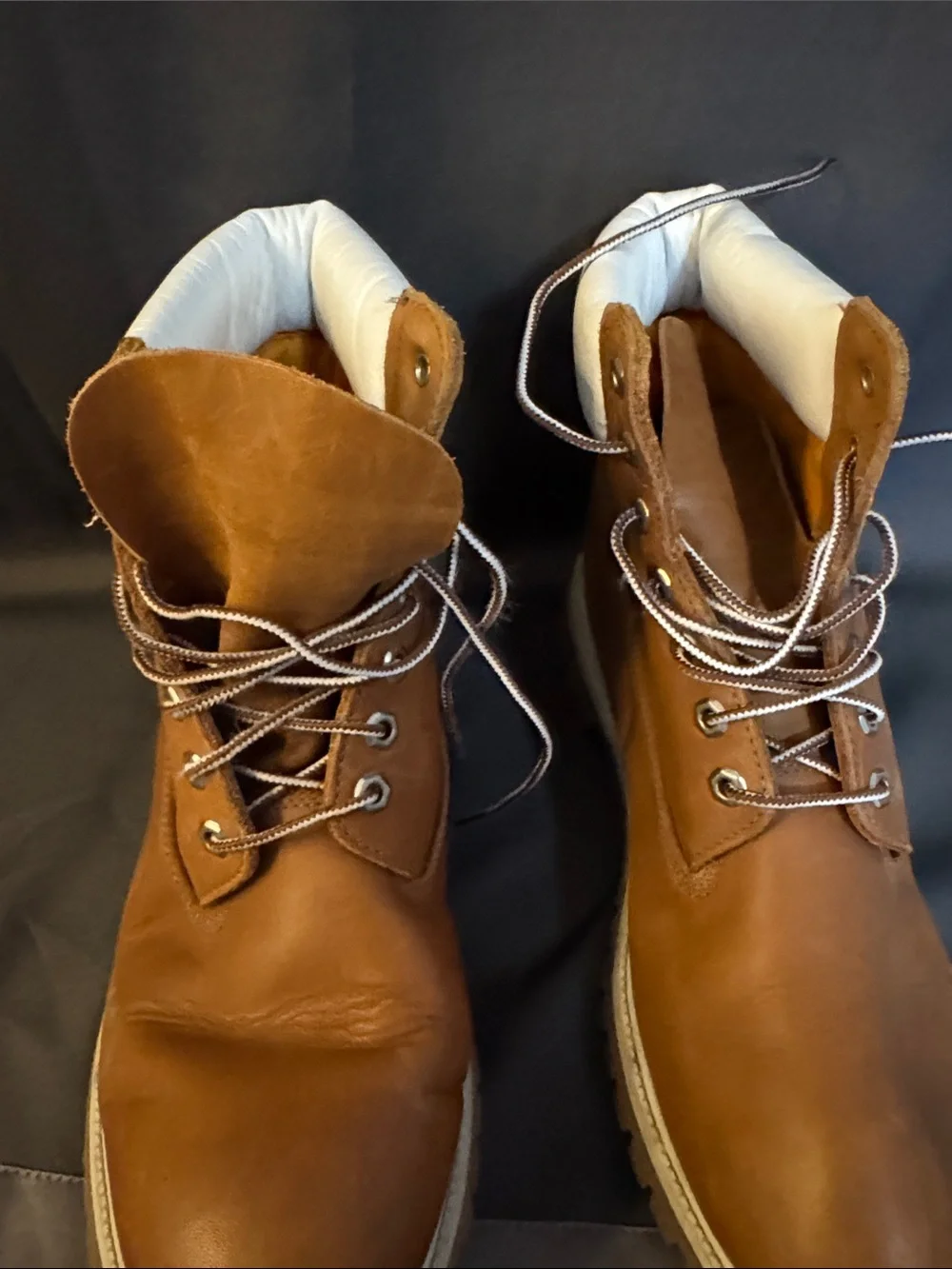 Timberland 6 inch Premium Wheat Boots with White Collar